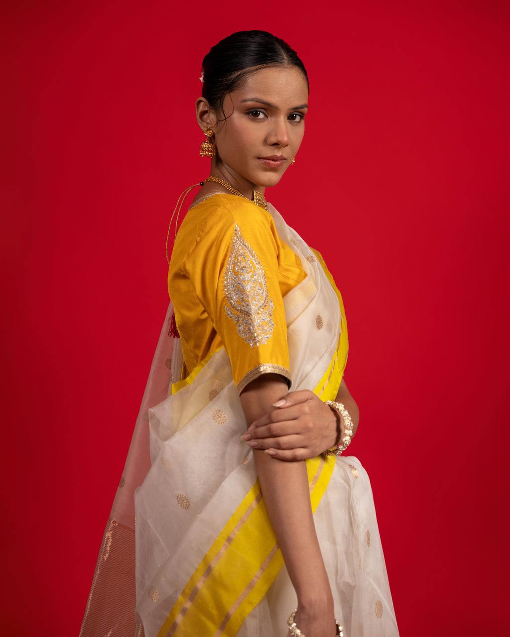 PIVLA SAREE