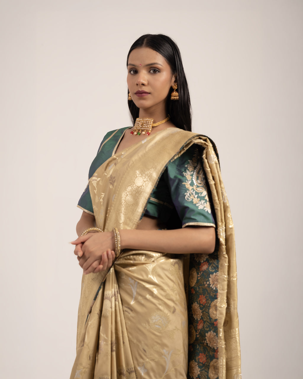 TABASSUM SAREE