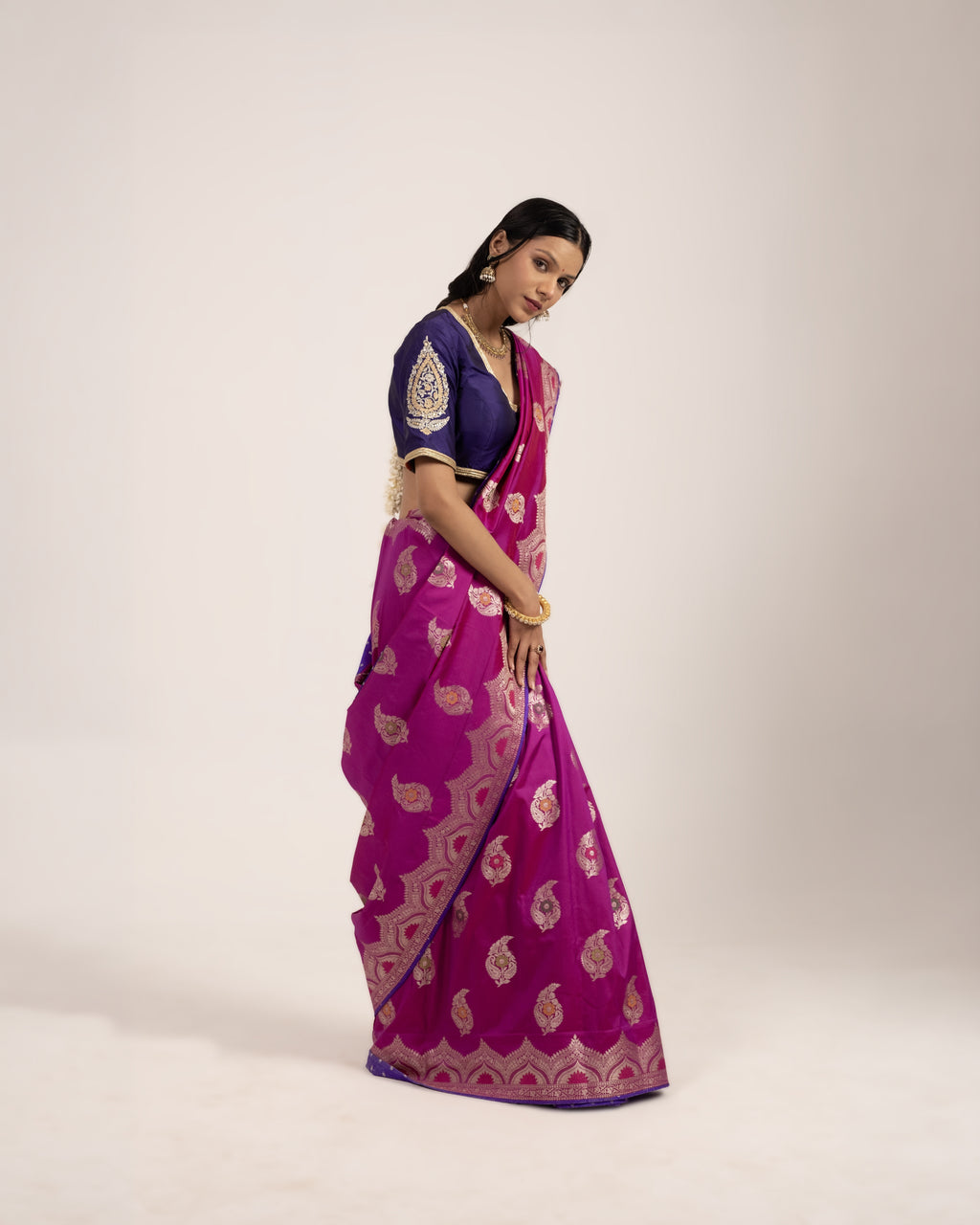 KAIRI SAREE